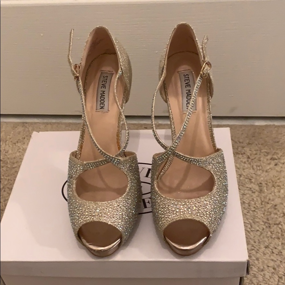 Steve Madden Gold & Diamonds Heels 9.5
